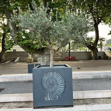 Maison Petite Florence Provençale By Bookingfuté