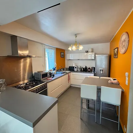 Maison Petite Florence Provençale By Bookingfuté *