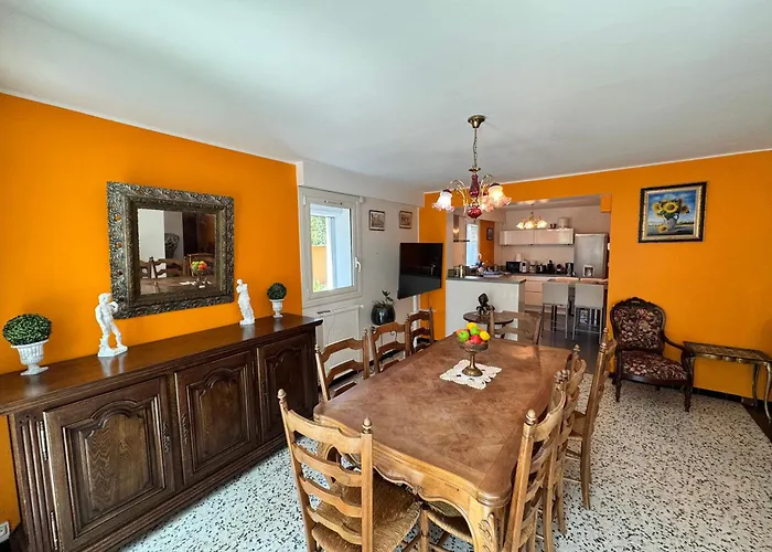 Maison Petite Florence Provencale By Bookingfute